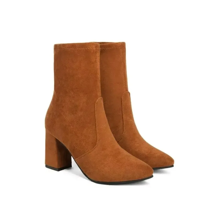 Vue 7 — Bottines à Talon en Daim