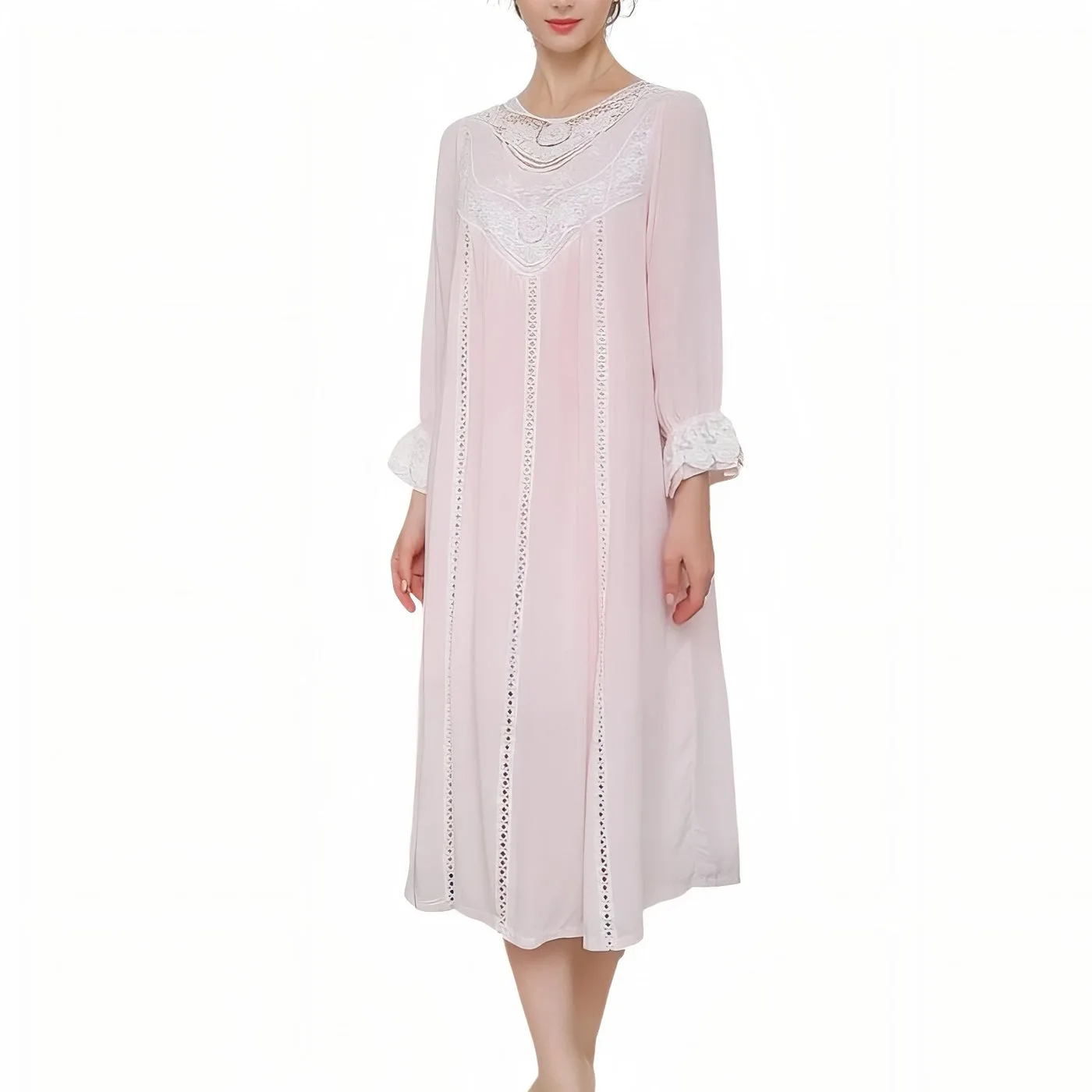 Vue 10 — Chemise de Nuit Style Victorien