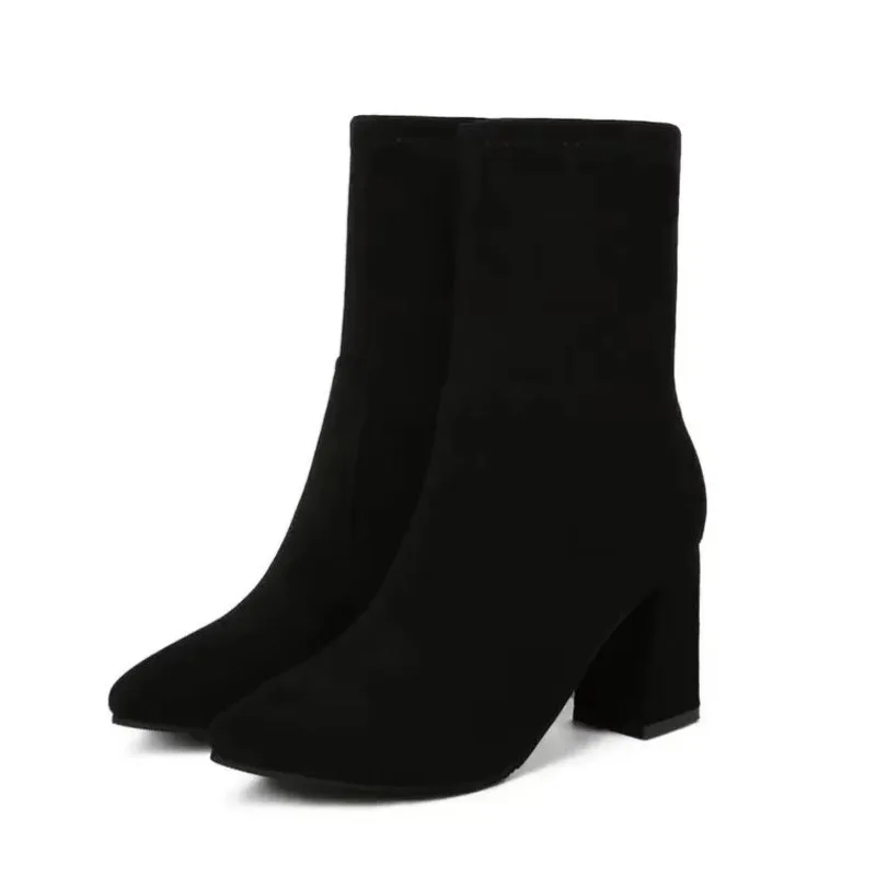 Vue 10 — Bottines à Talon en Daim