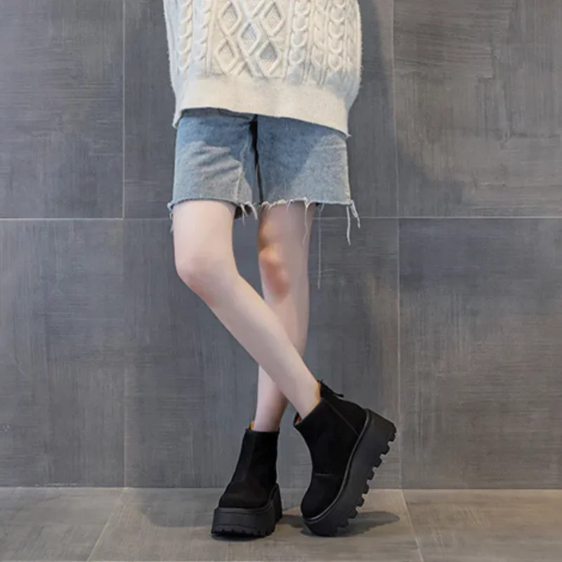 Vue 10 — Bottines Chelsea en Daim