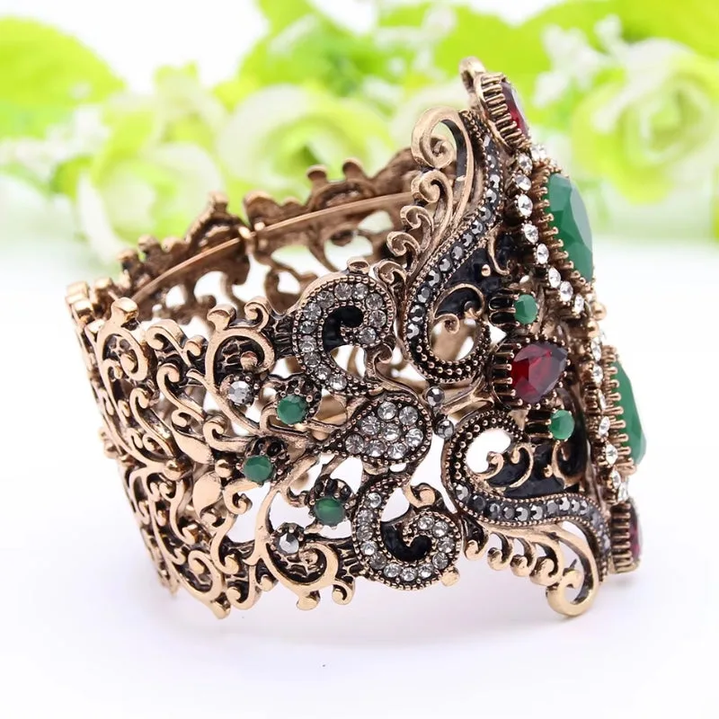 Vue 5 — Bracelet Victorien Perle