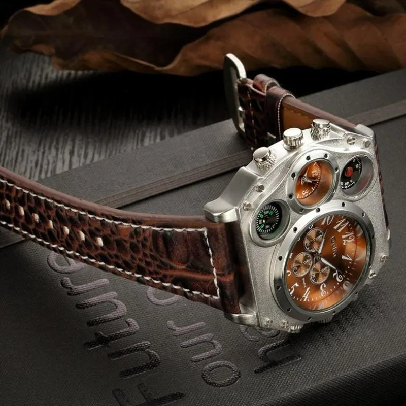 Vue 5 — Montre Steampunk Boussole Homme