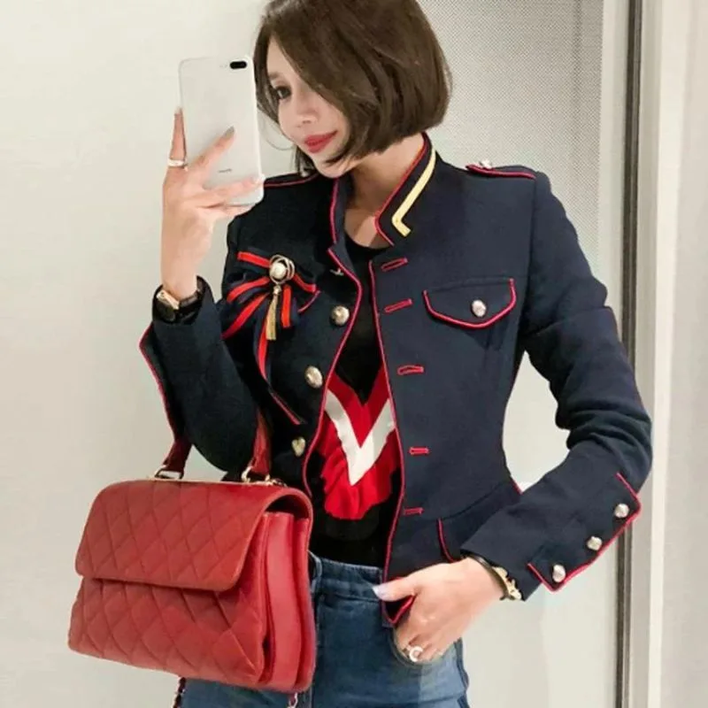Vue 4 — Veste Militaire Gothique Femme