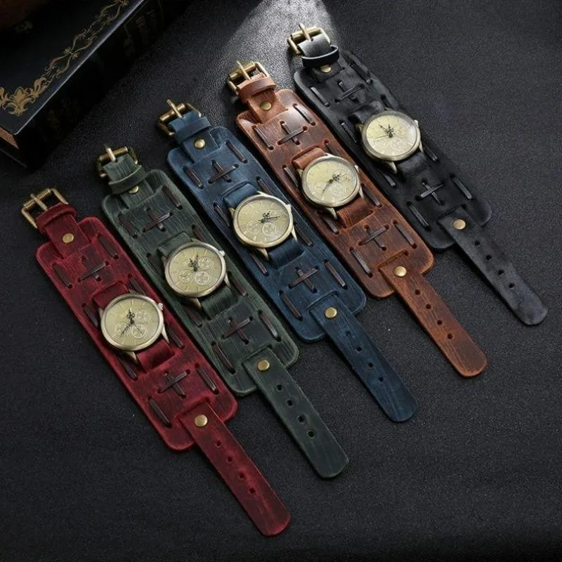 Vue 7 — Montre Bracelet Steampunk