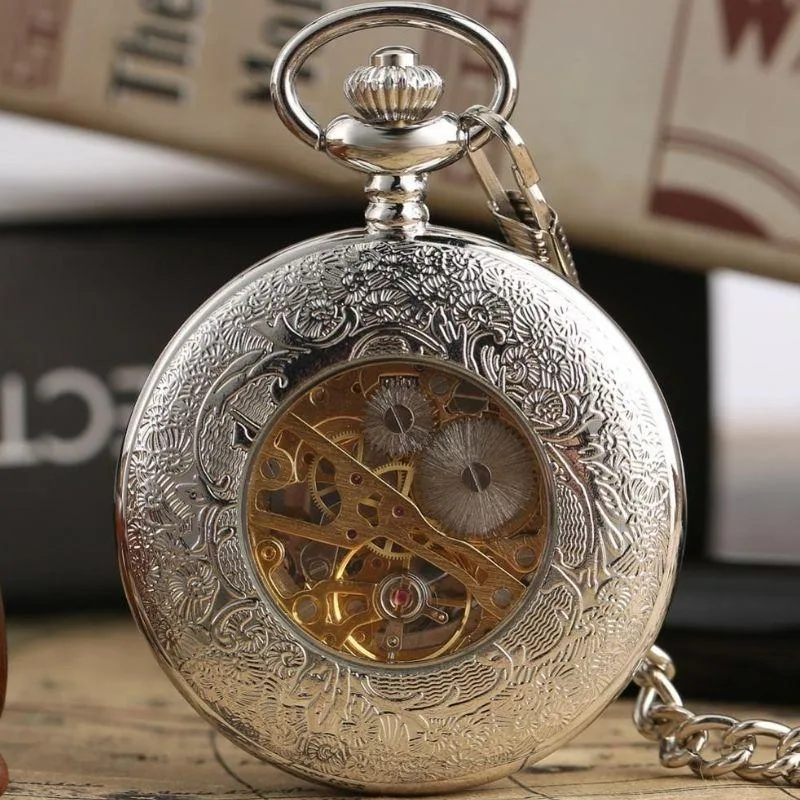 Vue 6 — Montre Gousset Ancienne en Acier (Coffret)