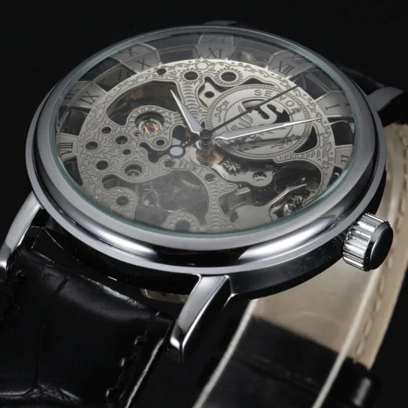 Vue 6 — Montre Skeleton Homme
