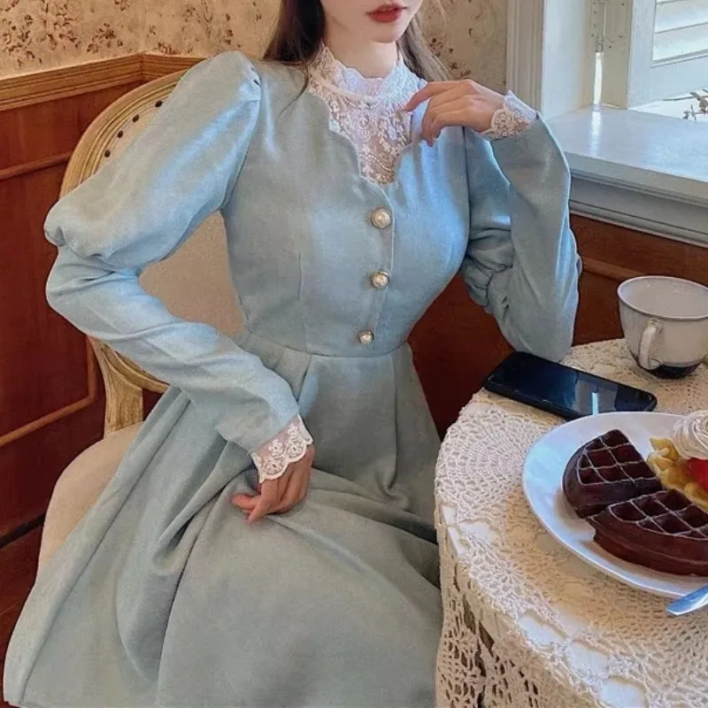 Vue 6 — Robe Esprit Vintage