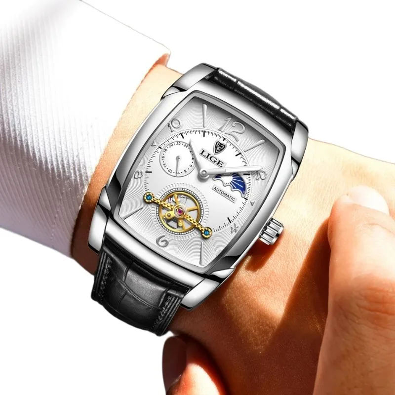 Vue 10 — Montre Rectangulaire Homme Luxe